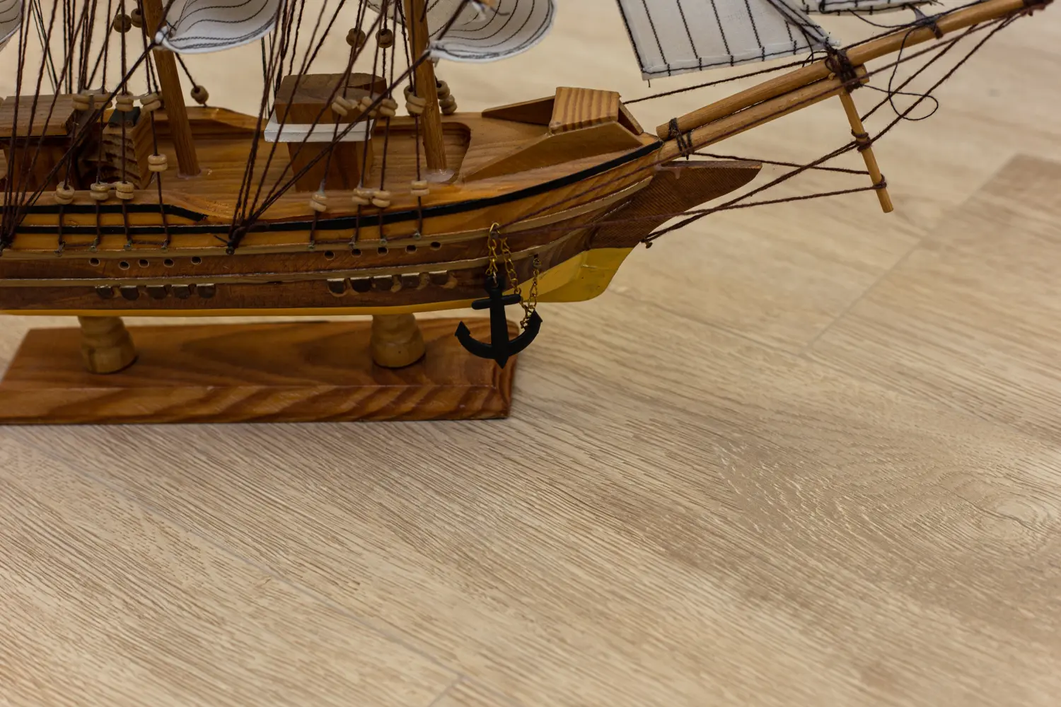 Минерально-полимерный ламинат – ARM 91, Граб Емар