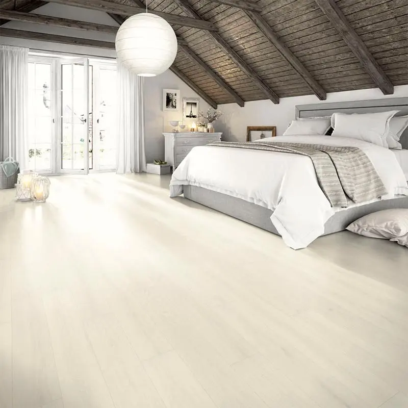 Ламинат EGGER Home EHL109 Дуб Орора белый 4V 10/33