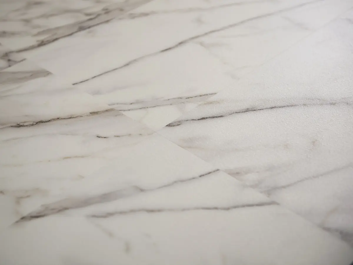 M-02 Мрамор Примо