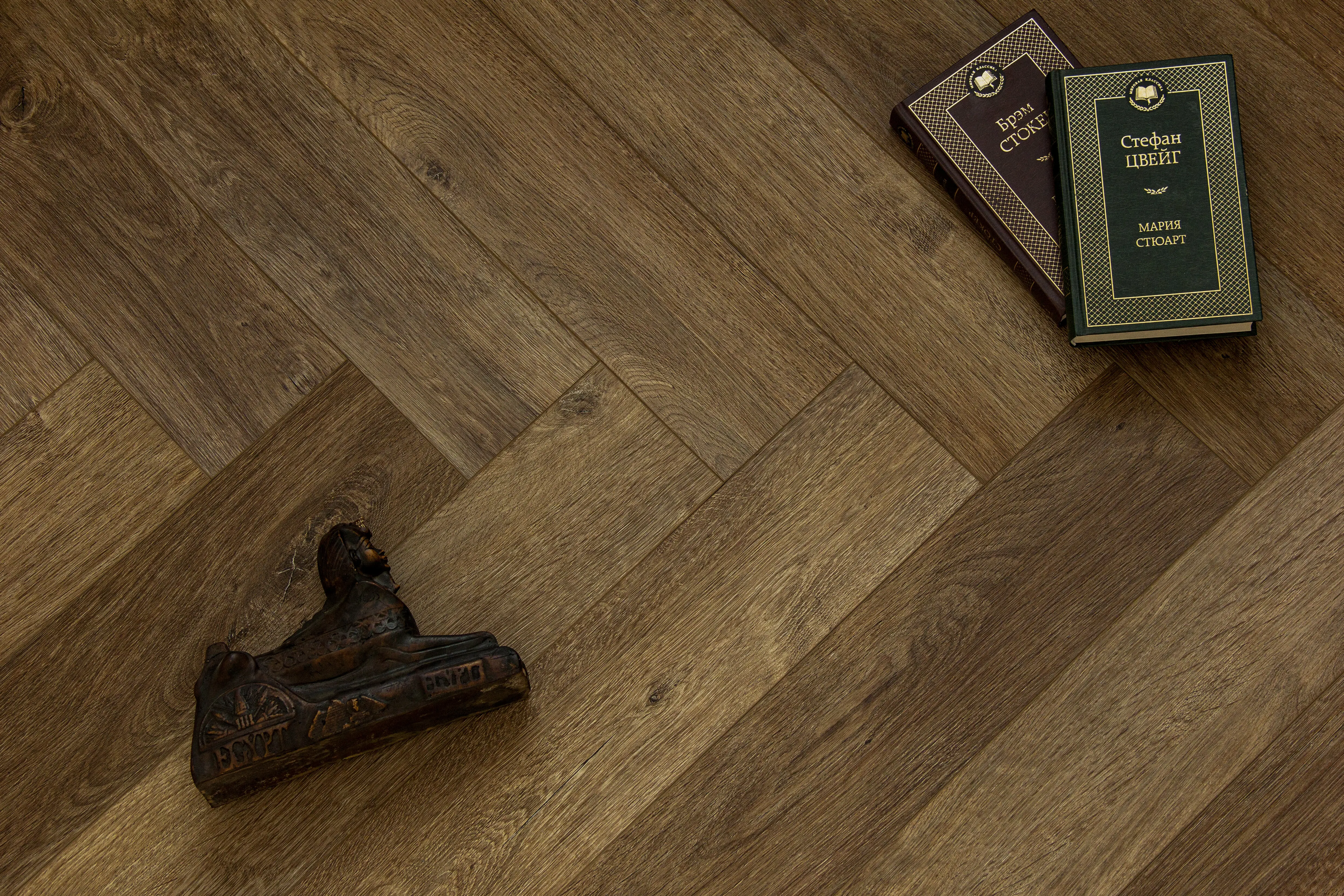 Клеевая кварцвиниловая LVT плитка DeART GRAND DG 9626 "Ёлка", 135х640х2,5мм