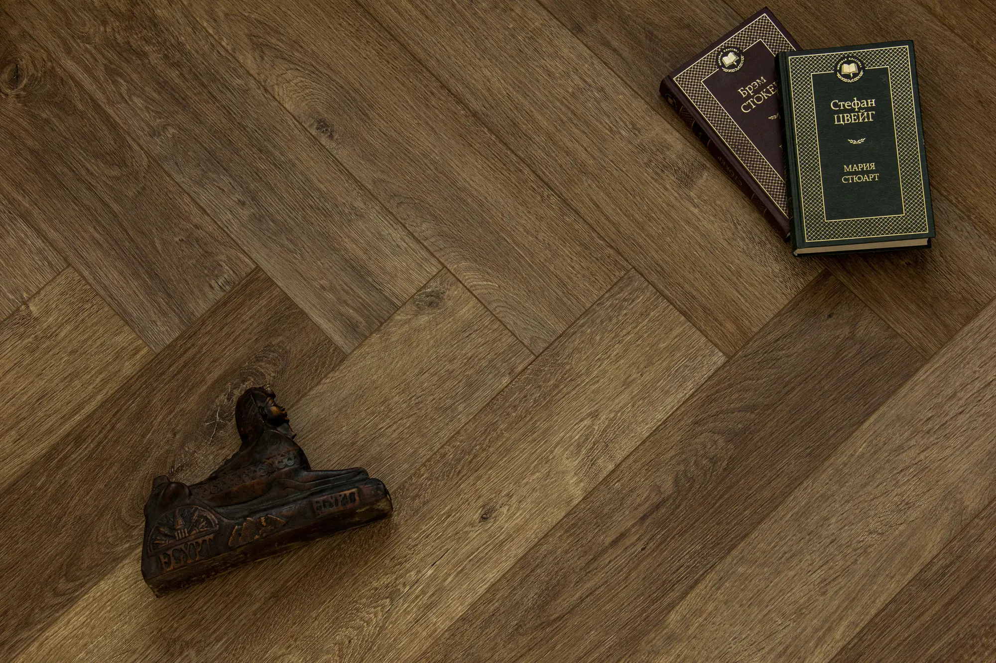 Клеевая кварцвиниловая LVT плитка DeART GRAND DG 9626 "Ёлка", 135х640х2,5мм