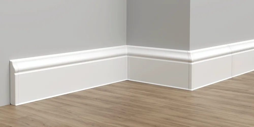 Плинтус напольный фигурный 80мм 2,2м "Идеал Дюра", 037 Молочно-белый