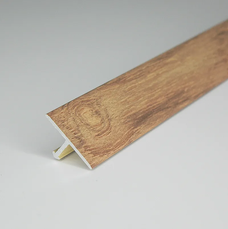 Стык Т-образный ЛАМ. 20мм 0,9 Дуб кромвель