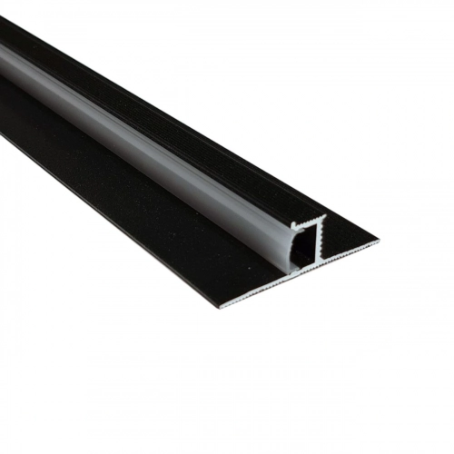 Плинтус потайной 50х15 мм 2,5м с рассеивателем анод. черный матовый