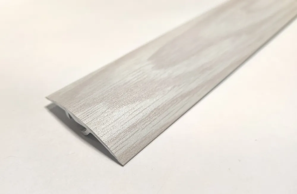 Порог-стык Ясень серый со скрытым креплением разноуровневый (с перепадом) для напольных покрытий, ширина 43мм, длина 1,8м,шт