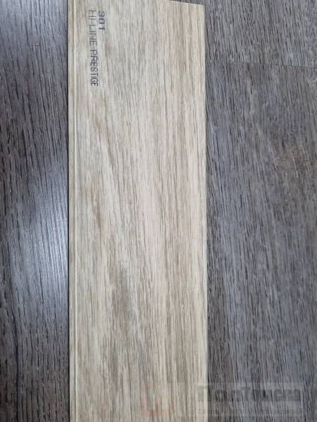 плинтус ПВХ Cezar матовый с мягким краем HI-LINE PRESTIGE 301 (20), шт.